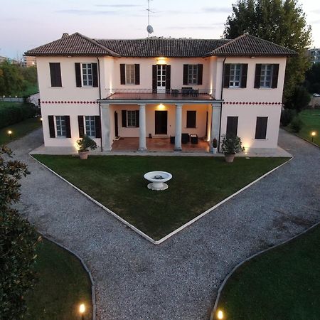 Suites Mansion Rozzano Exterior foto