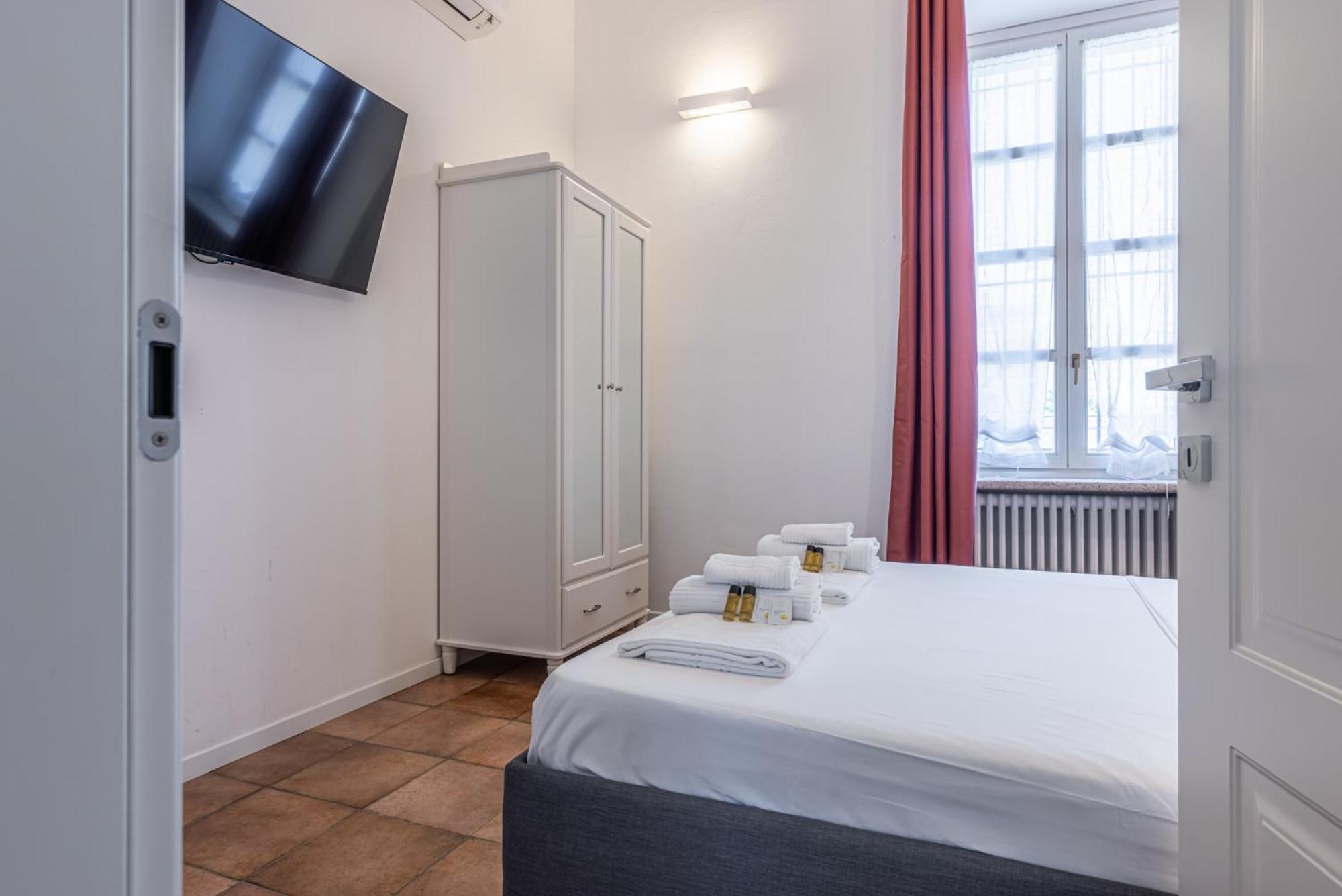 Suites Mansion Rozzano Exterior foto